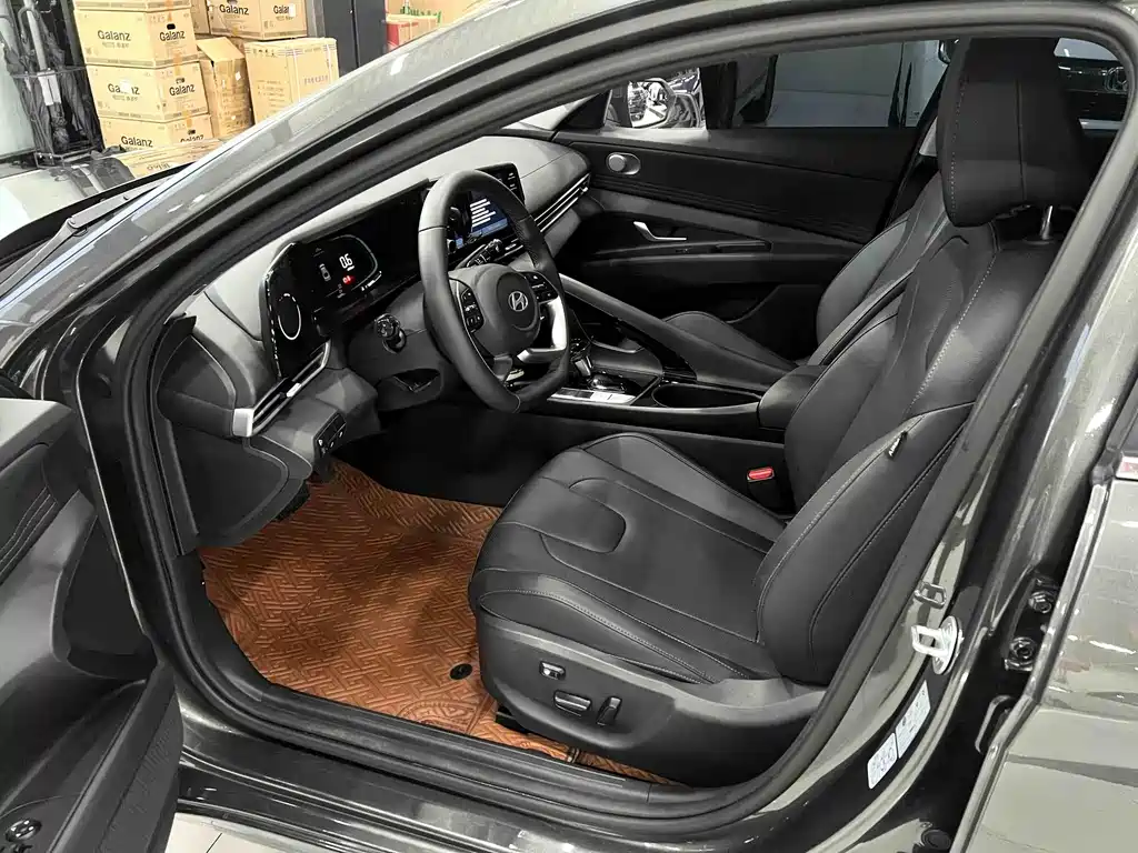Hyundai Elantra 2023 1.5L CVT GLX Elite