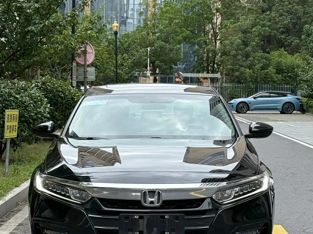 Honda Accord — миниатюра 2