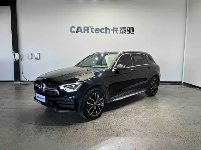 MERCEDES-BENZ GLC