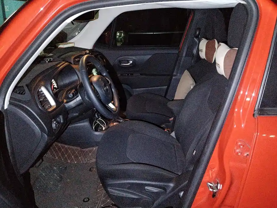 Jeep Renegade — миниатюра 9