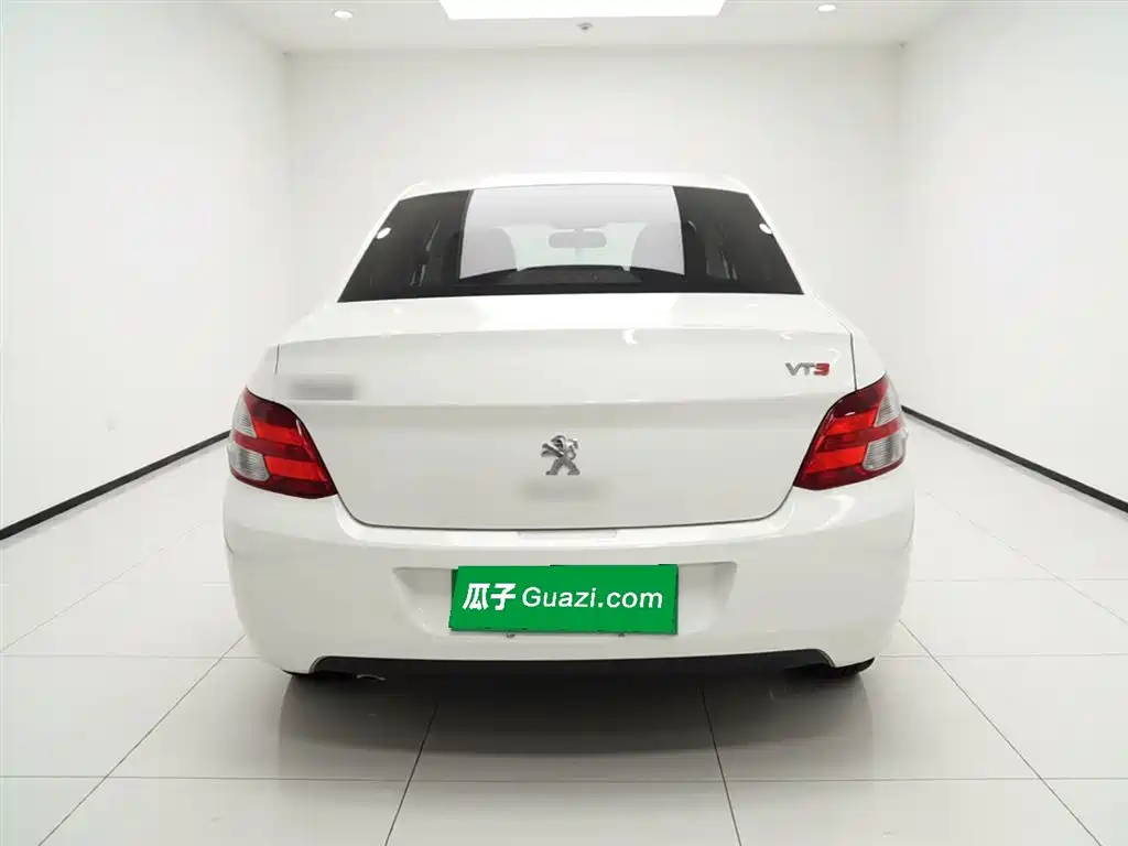 Peugeot 301 2014 1.6L MT Comfort