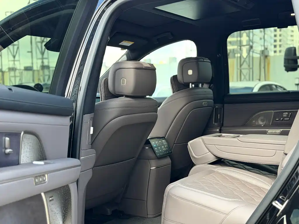 NIO ES8 — миниатюра 5