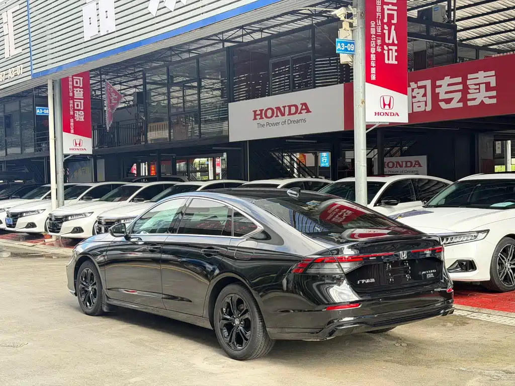 Honda Accord 2025 Sport 260TURBO Luxury