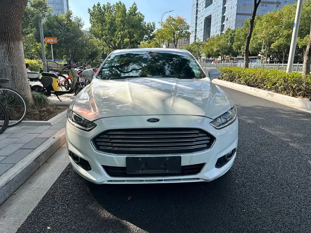 Ford Mondeo — миниатюра 2