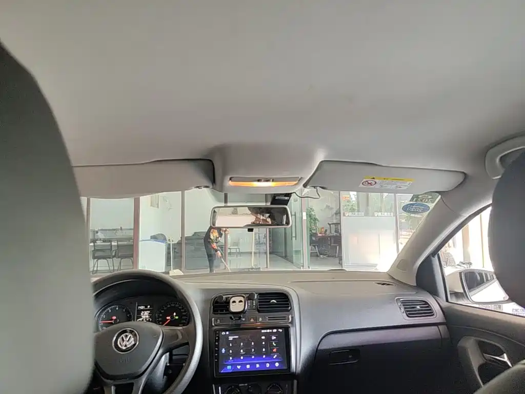 Volkswagen Polo — миниатюра 18