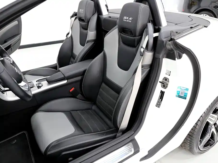 Mercedes-Benz SLC — миниатюра 10