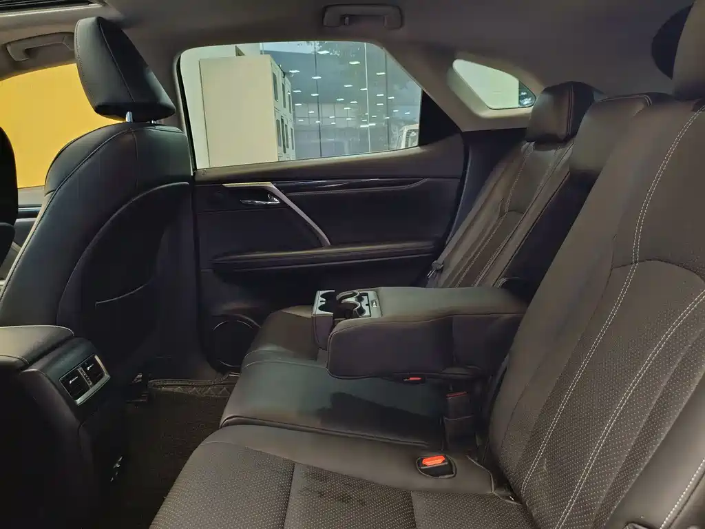 Lexus RX — миниатюра 24