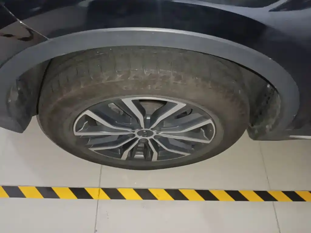 Geely Boyue — миниатюра 23