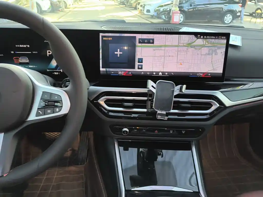 BMW i3 — миниатюра 13