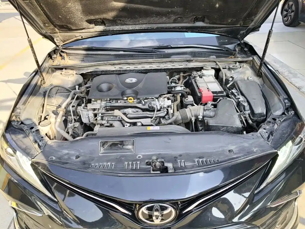 Toyota Camry — миниатюра 20