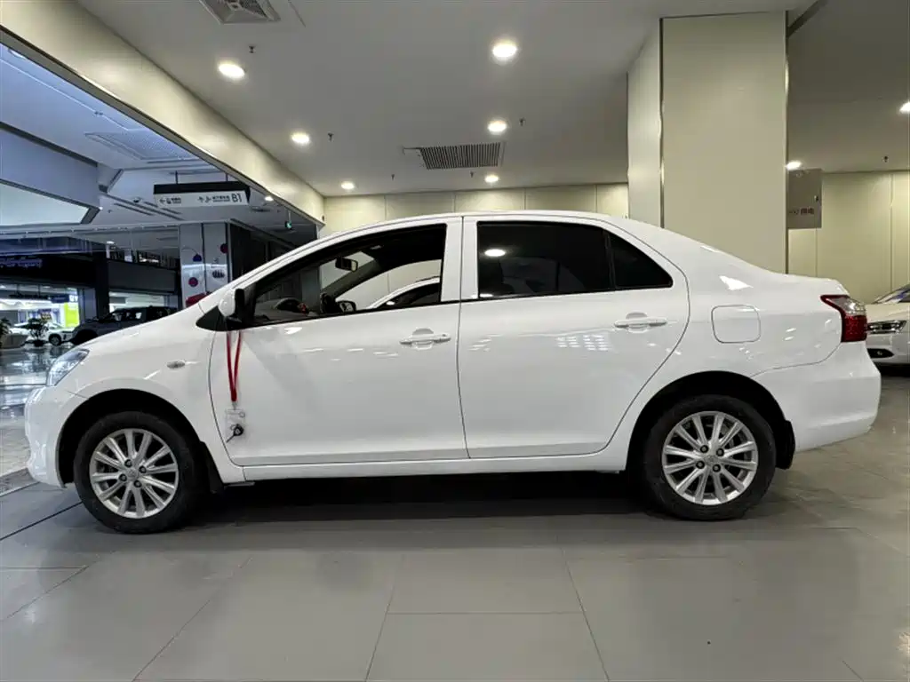 Toyota Vios — миниатюра 7