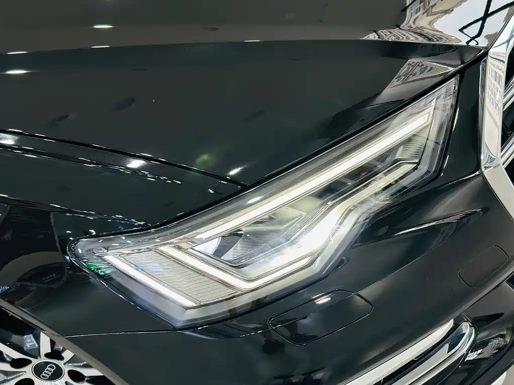 Audi A6L — миниатюра 11
