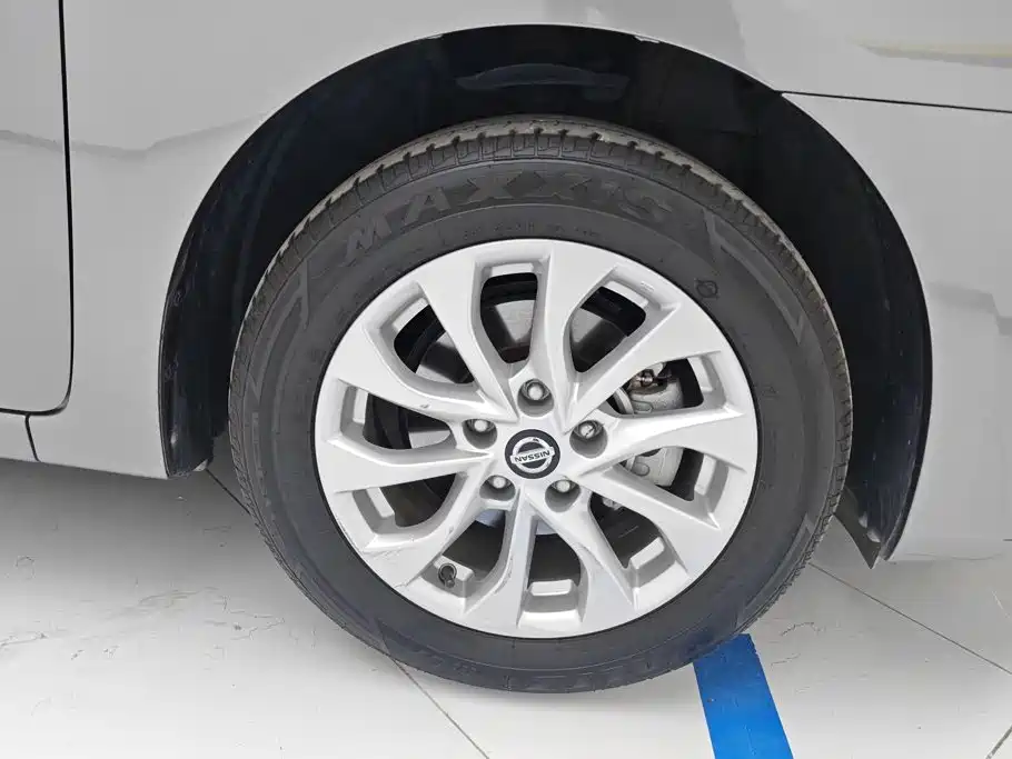 Nissan Sylphy — миниатюра 6
