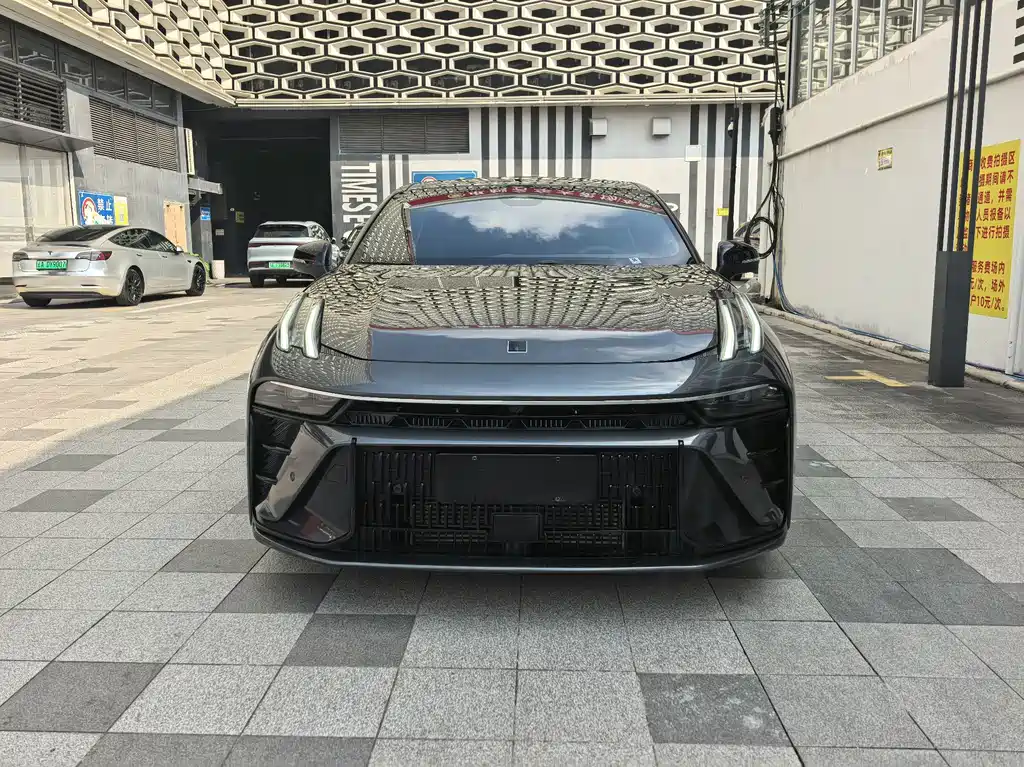 Lynk & Co 03 — миниатюра 3