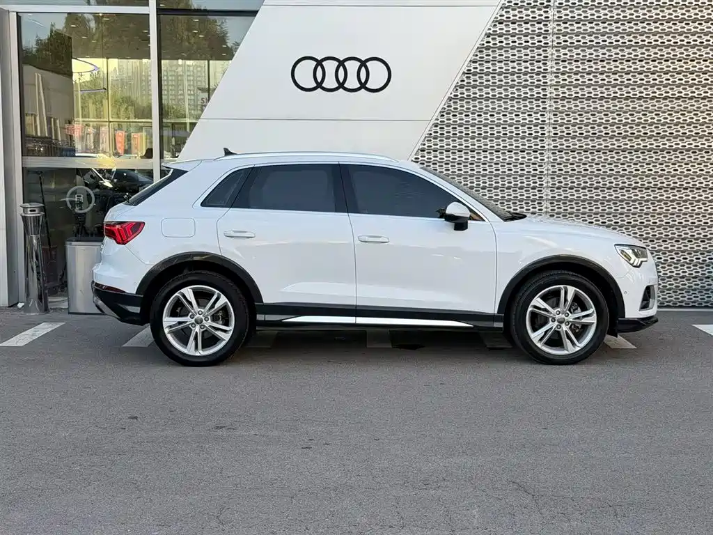 Audi Q3 — миниатюра 18