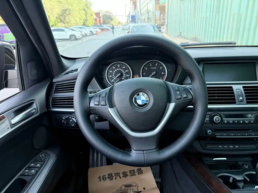 BMW X5 (Import) — миниатюра 5
