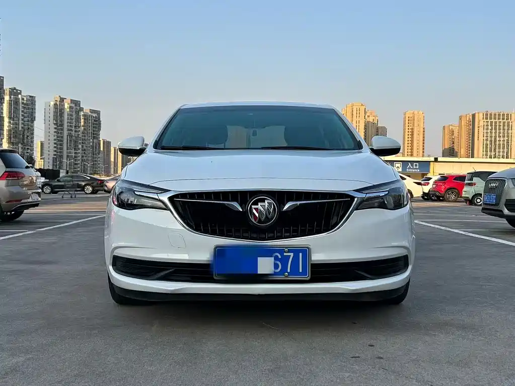 Buick Excelle — миниатюра 2