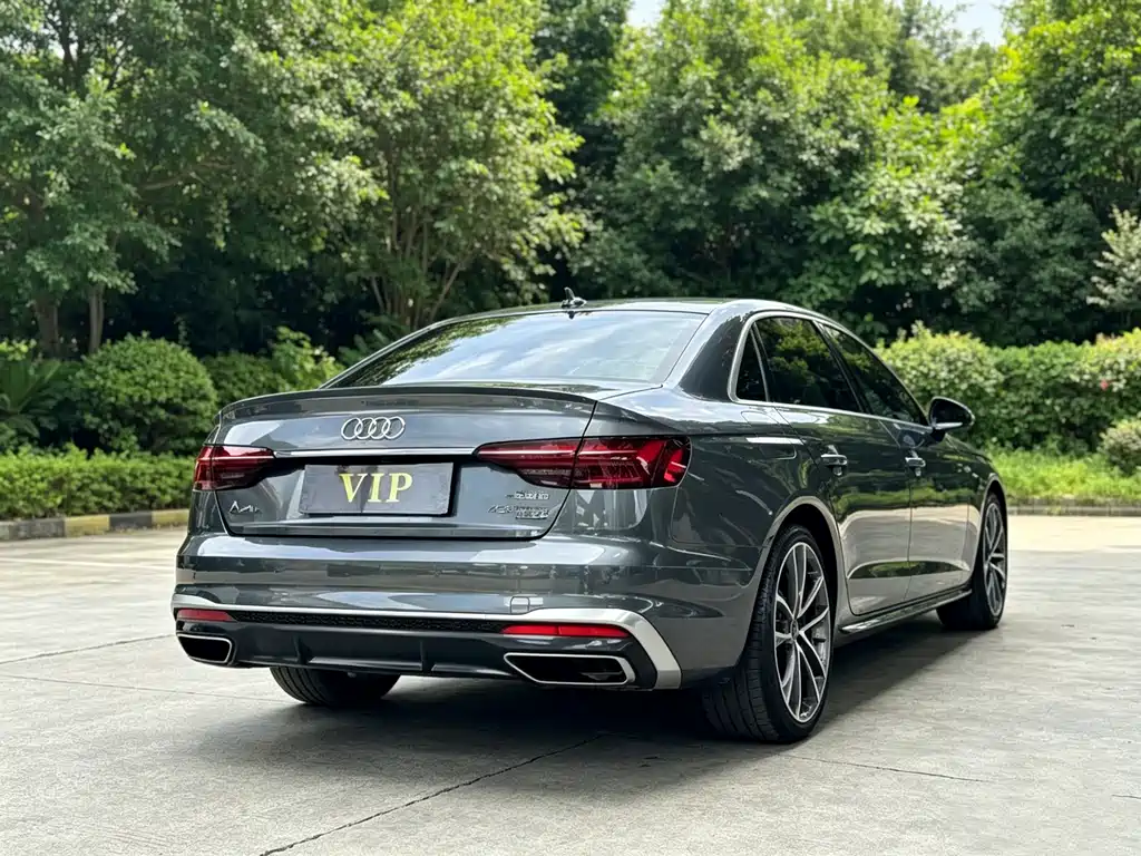 Audi A4L 2020 45 TFSI quattro