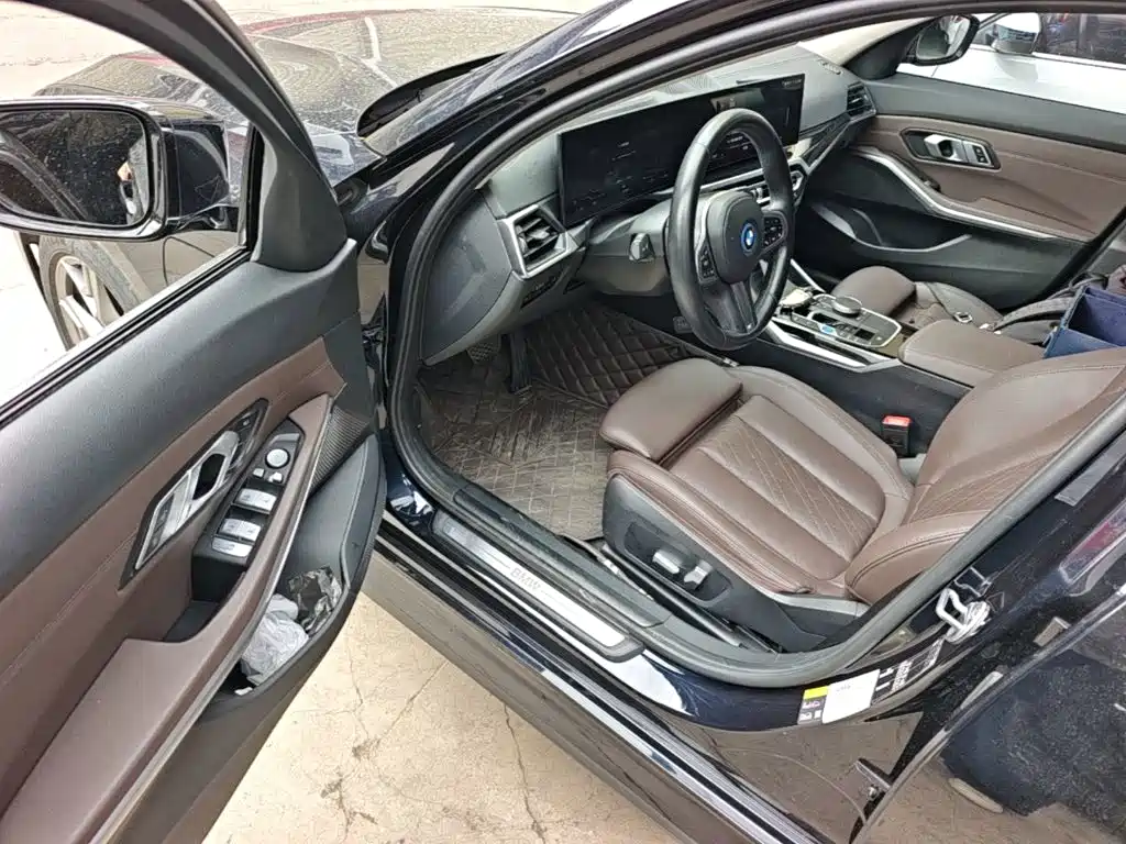 BMW i3 — миниатюра 16