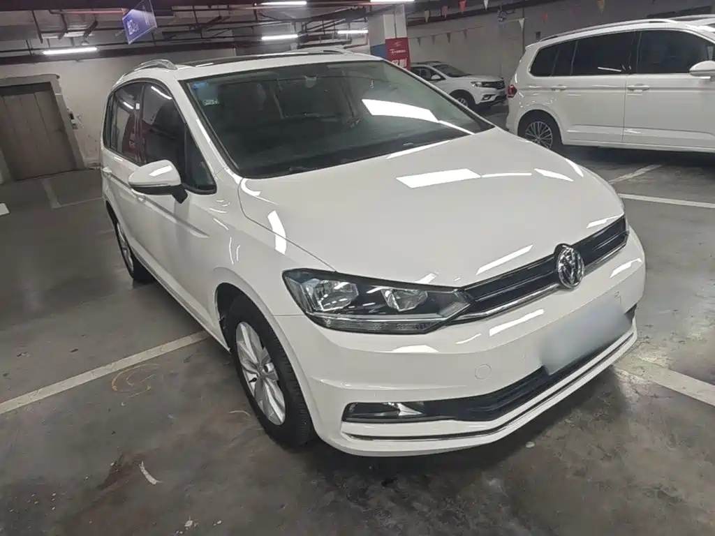Volkswagen Touran — миниатюра 4
