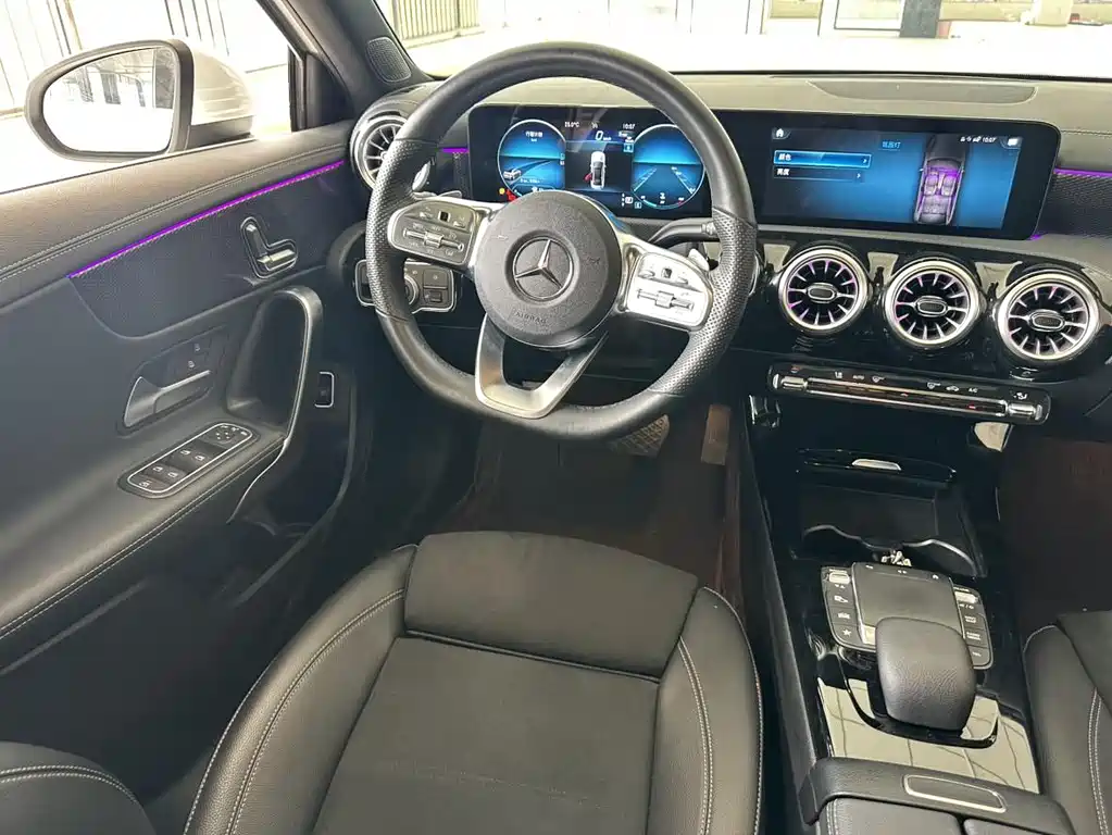 MERCEDES-BENZ A CLASS