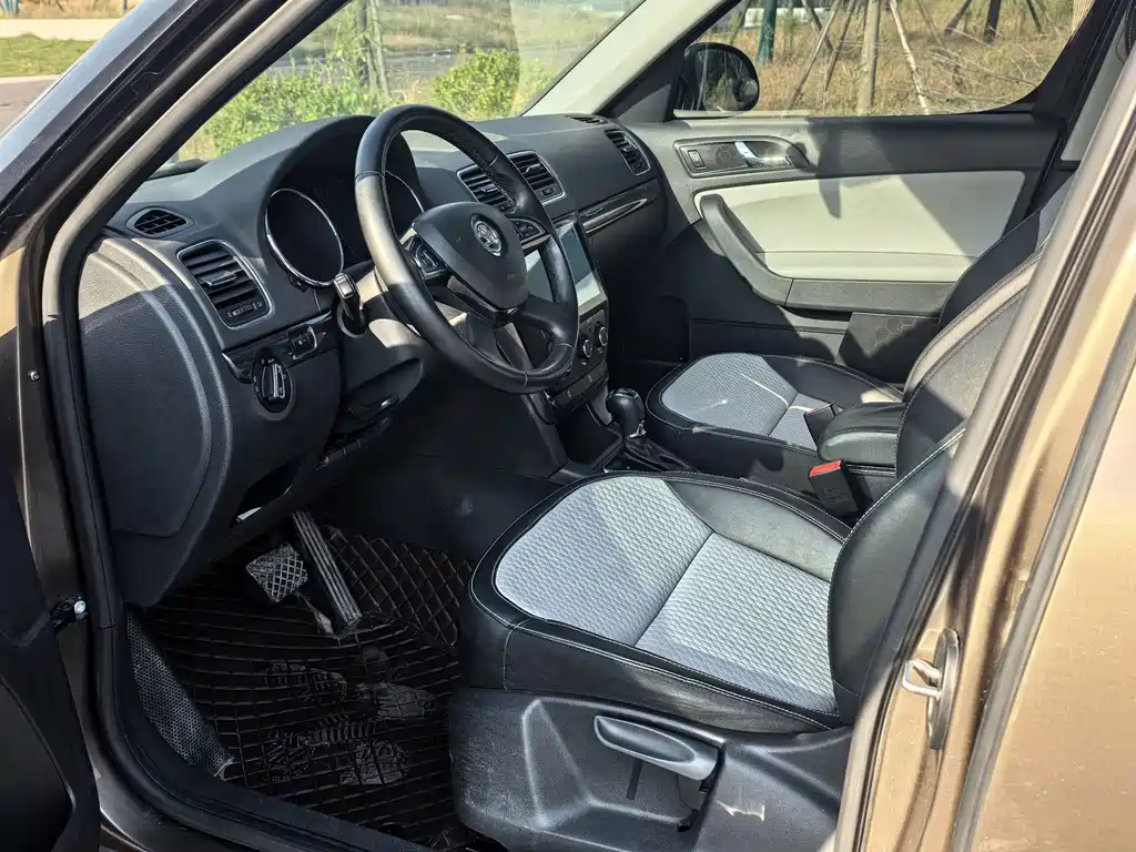 Skoda Yeti — миниатюра 8