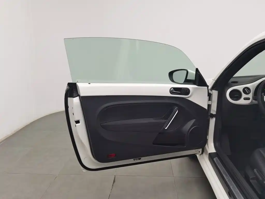 Volkswagen Beetle — миниатюра 8