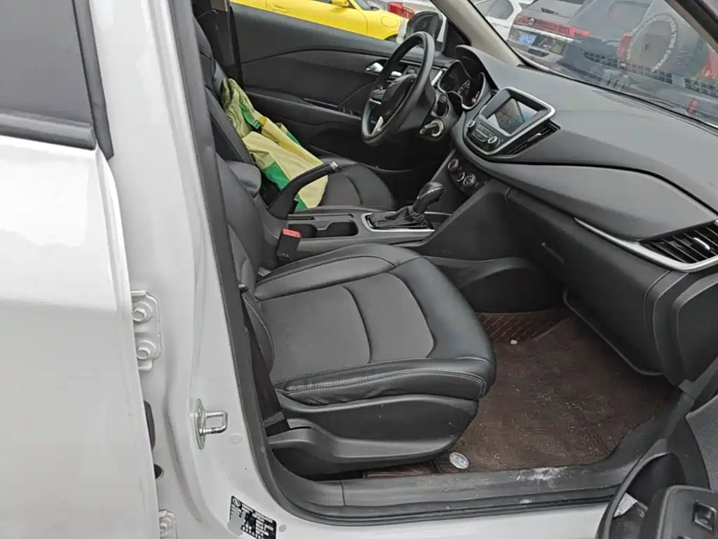 Chevrolet Cavalier — миниатюра 25