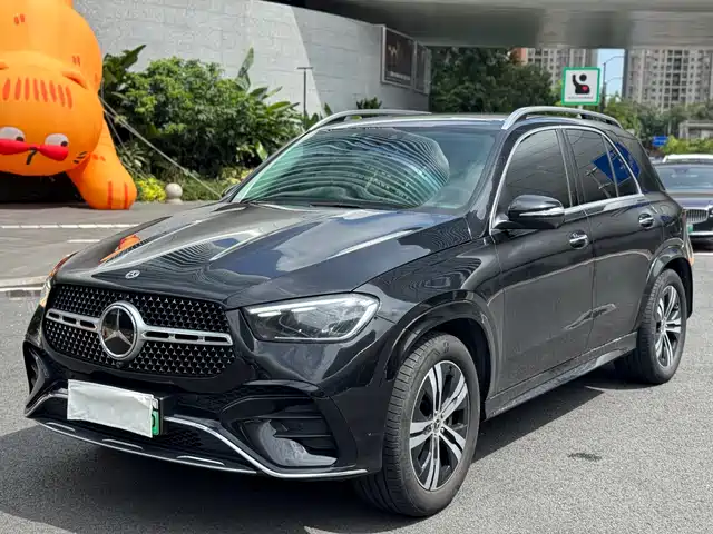 Mercedes-Benz GLE 2024 GLE 400 e 4 MATIC — фото 1