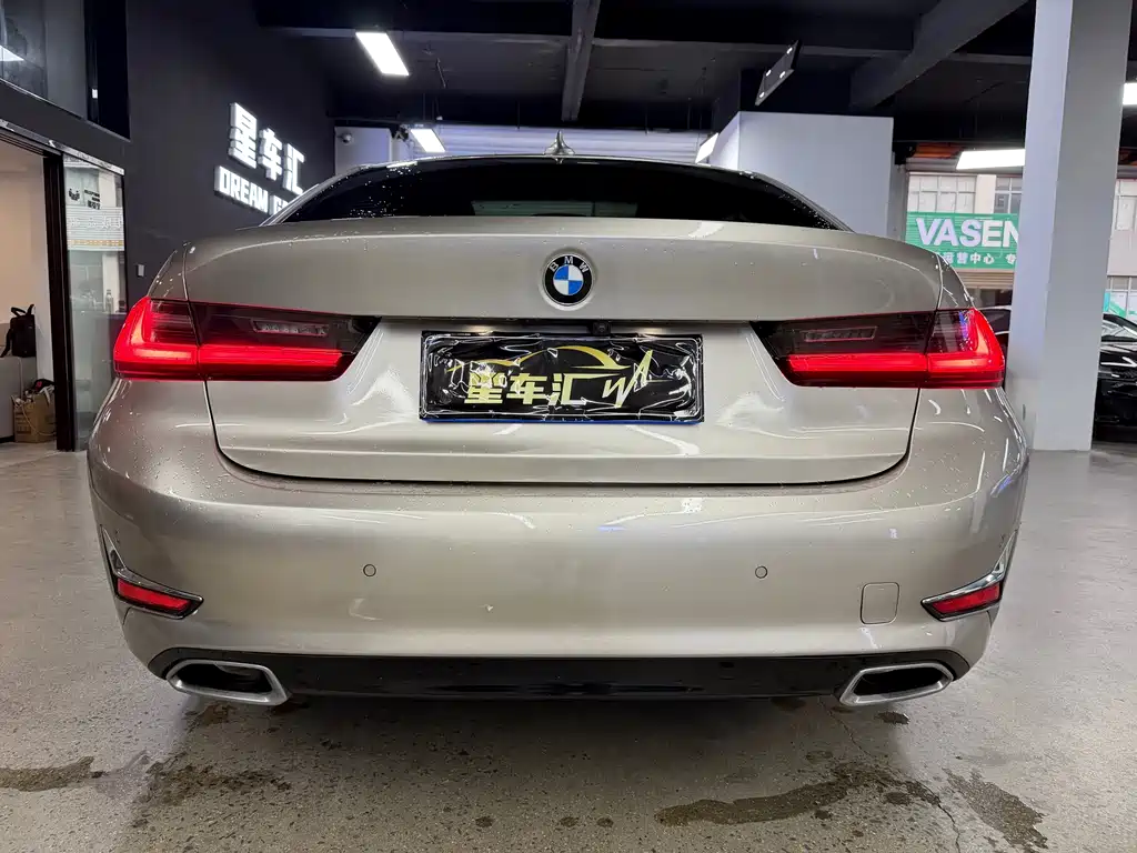 BMW 3 Series — миниатюра 12