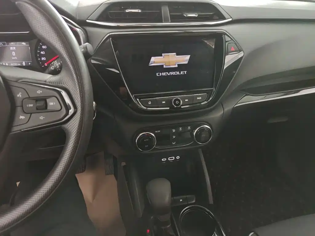 Chevrolet Tracker — миниатюра 13