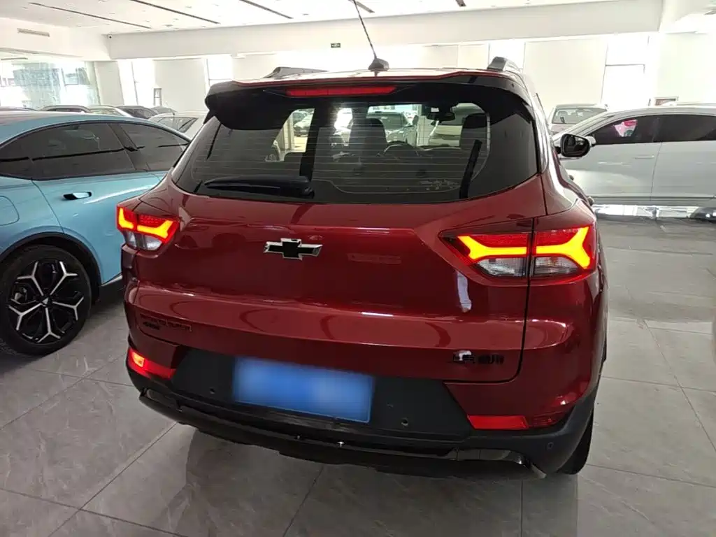 Chevrolet Tracker — миниатюра 6