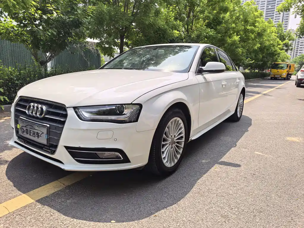 Audi A4L 2014