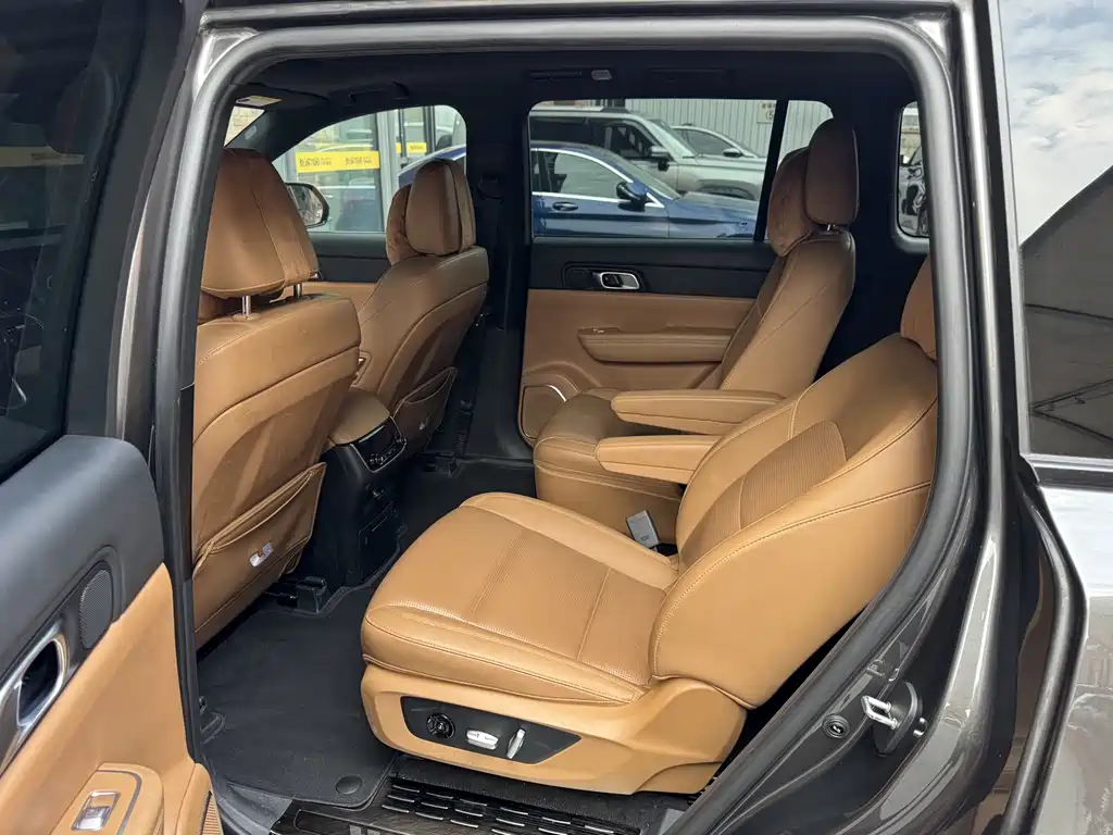 Li Auto Li ONE — миниатюра 10