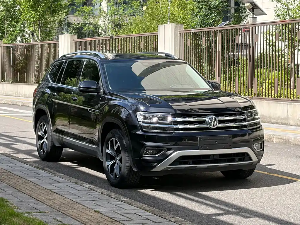 Volkswagen Teramont — миниатюра 3