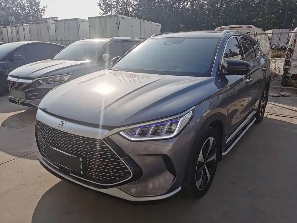BYD PLUS New Energy — миниатюра 2
