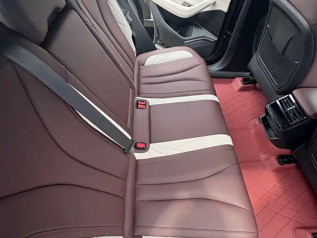 Geely Xingyue L — миниатюра 11