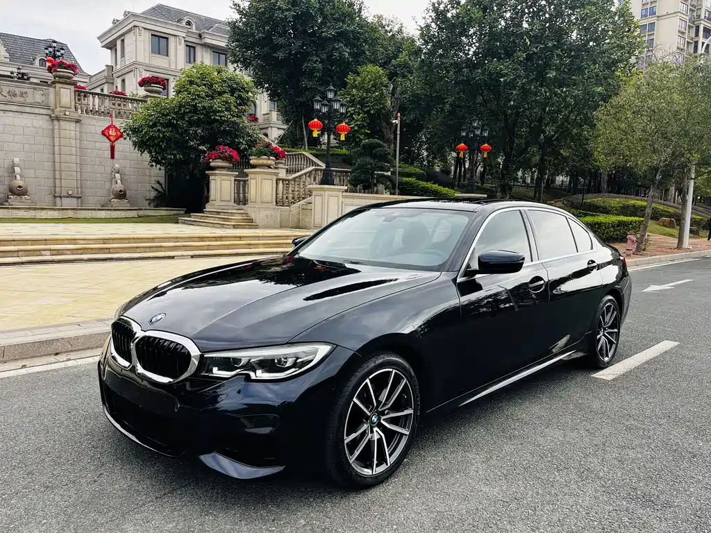 BMW 3 Series 2021