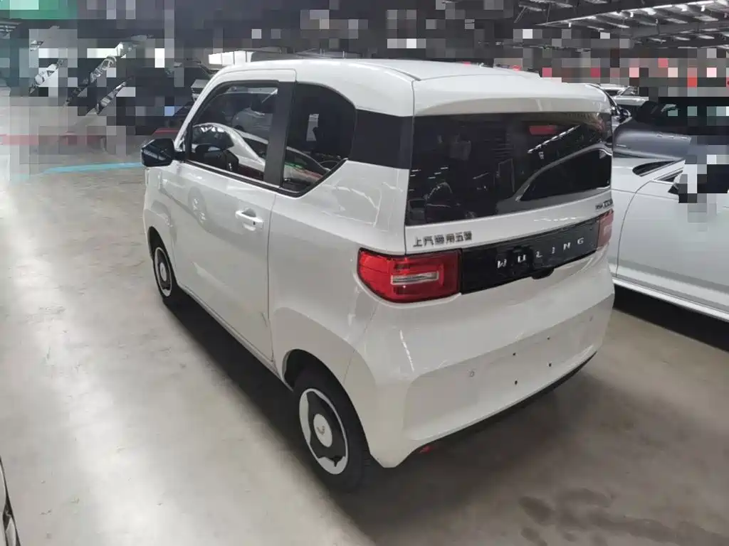 Wuling MINIEV — миниатюра 5