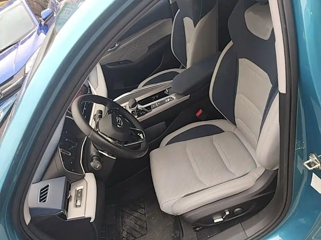 Geely Xingrui — миниатюра 15