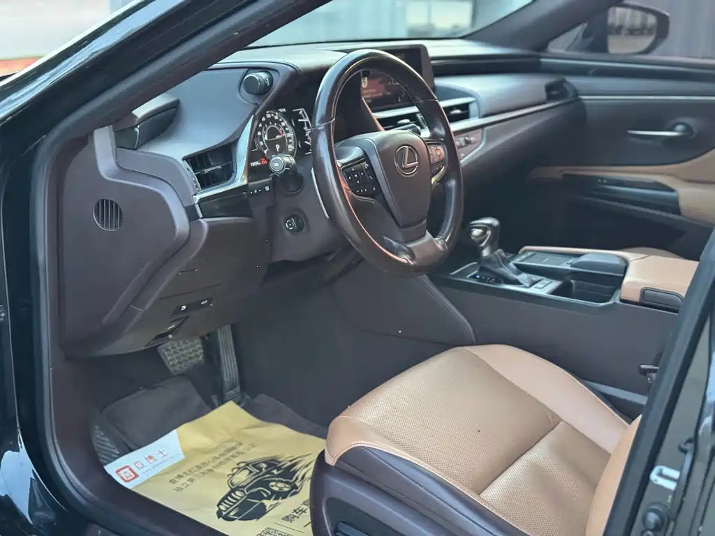 Lexus ES — фотографии объявления, Фото 15