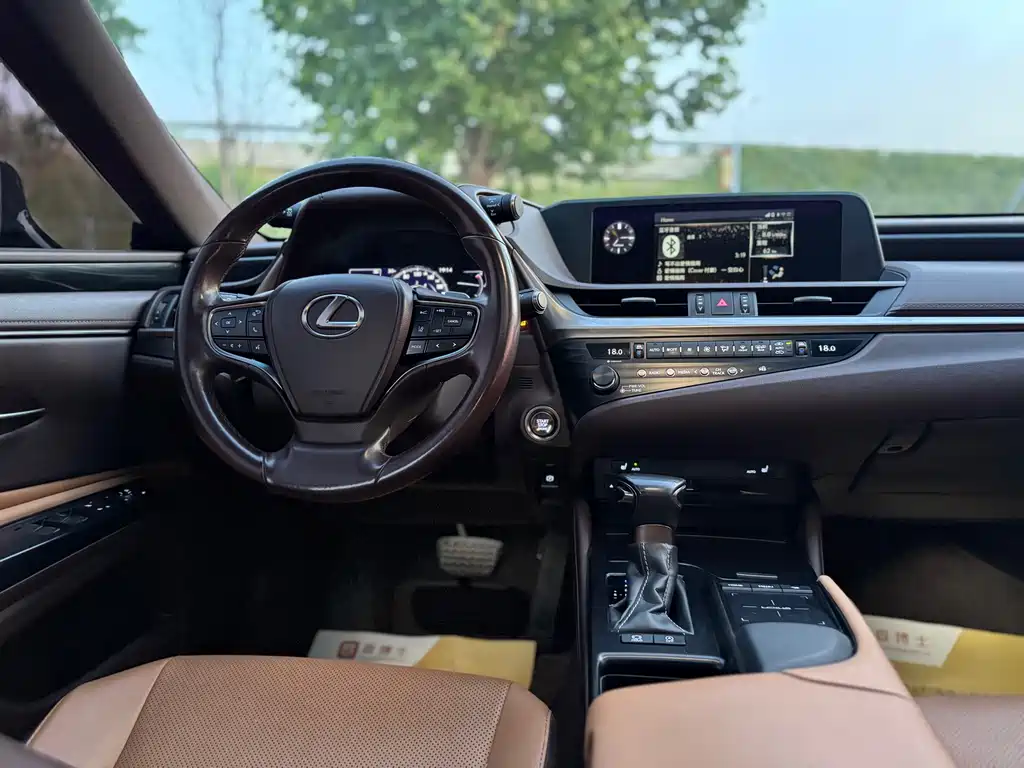 Lexus ES — фотографии объявления, Фото 22