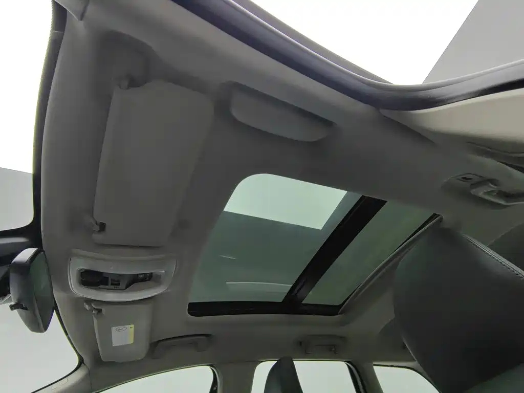 Volvo XC60 — миниатюра 14