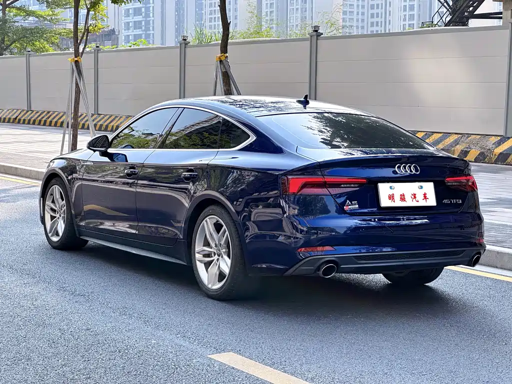 Audi A5 (Import) — миниатюра 4