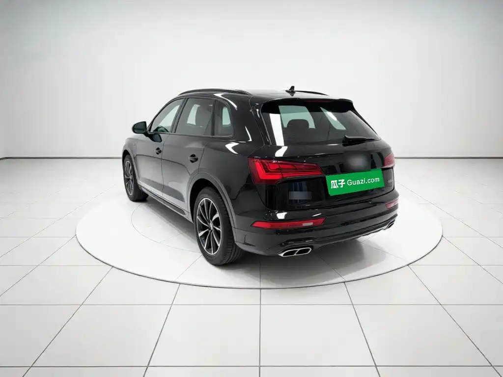 Audi Q5L — миниатюра 5