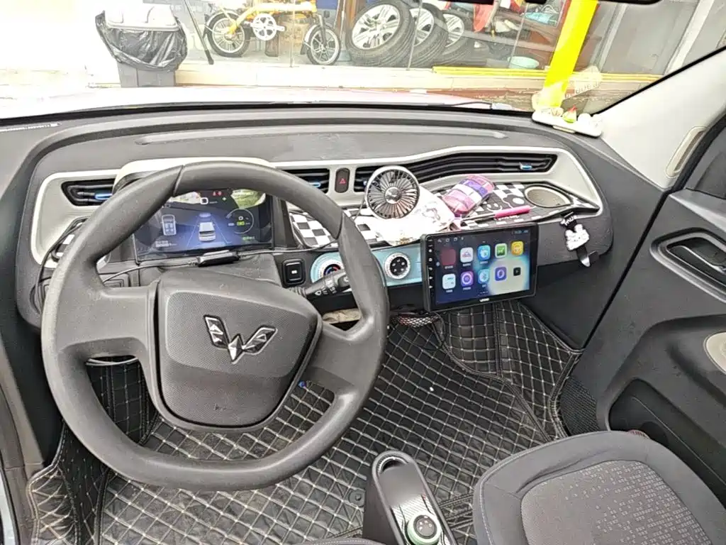Wuling MINIEV — миниатюра 10