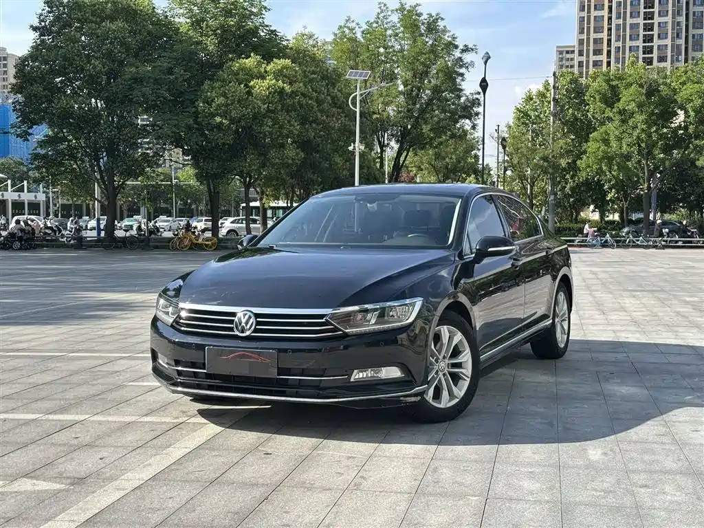 Купить Volkswagen Magotan