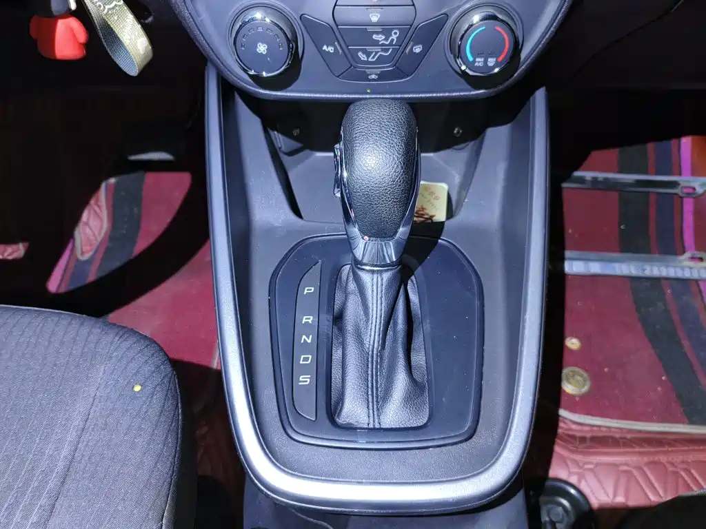 Ford Escort — миниатюра 14