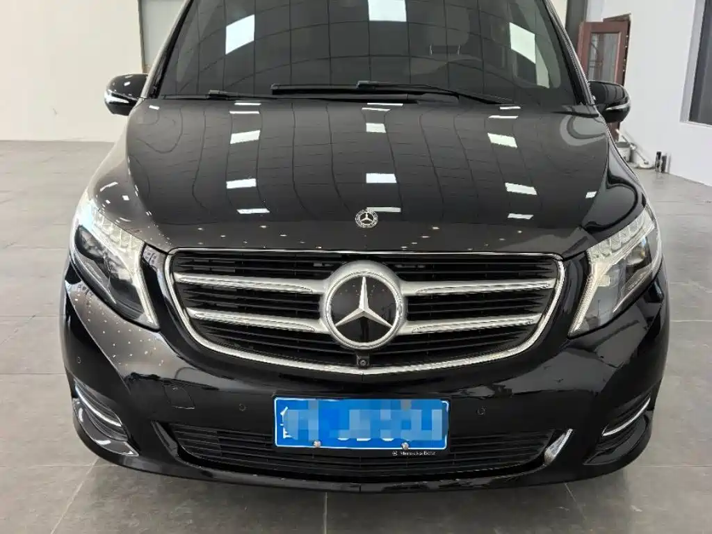 Mercedes-Benz V-Class — миниатюра 2