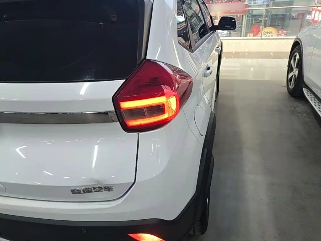 Chery Tiggo 3x — миниатюра 8